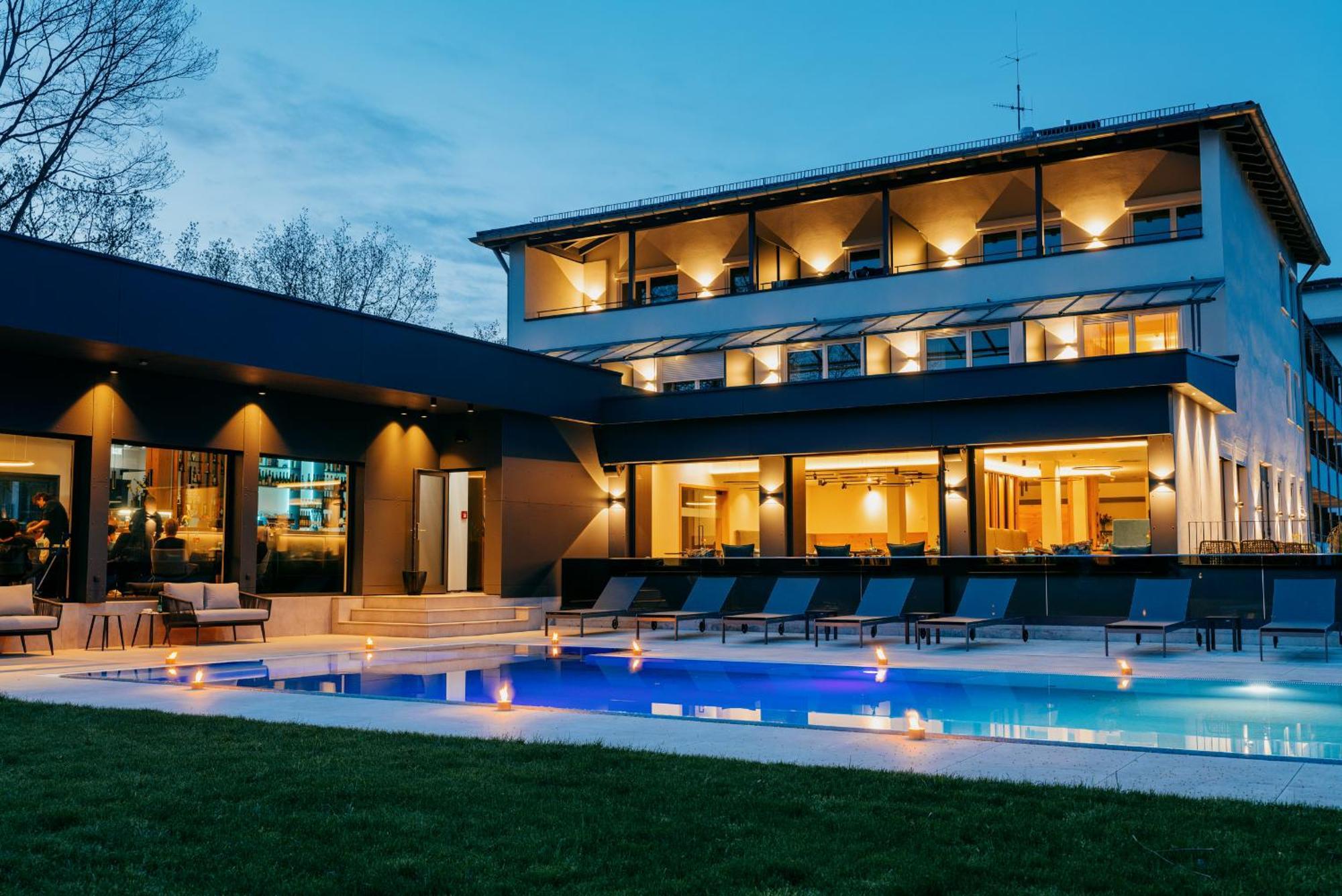 Aqua Blu Hotel باد فسينغ المظهر الخارجي الصورة